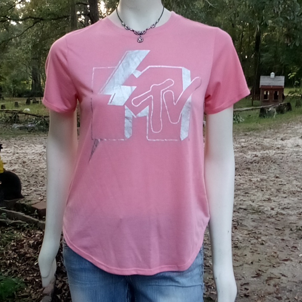 Vintage MTV peach colored t shirt